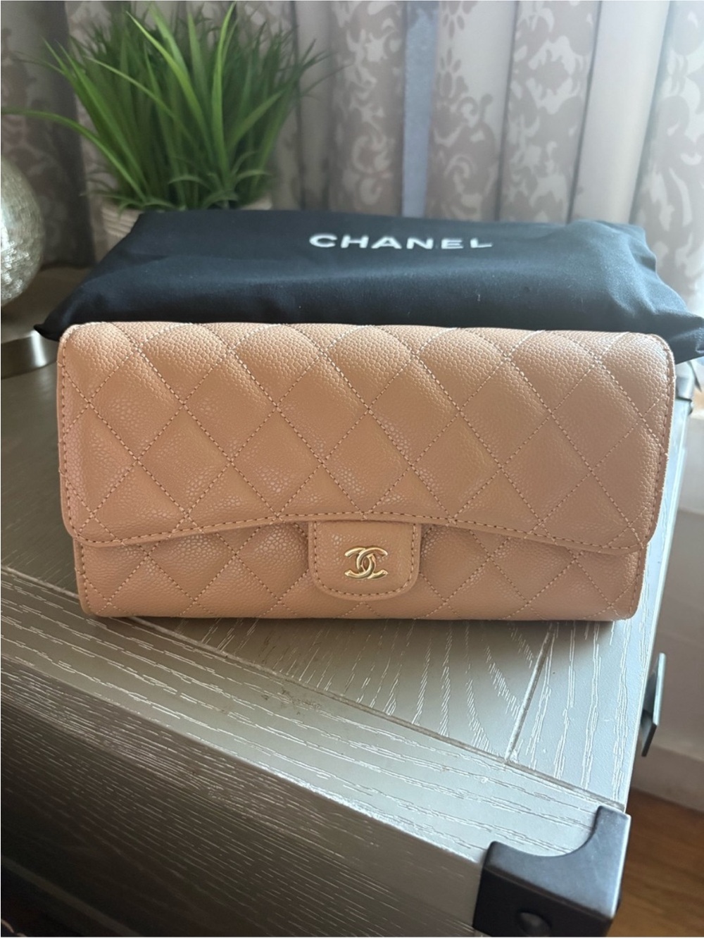 FASHION  Quilted Caviar Leather Light Caramel long Clutch/on Chain